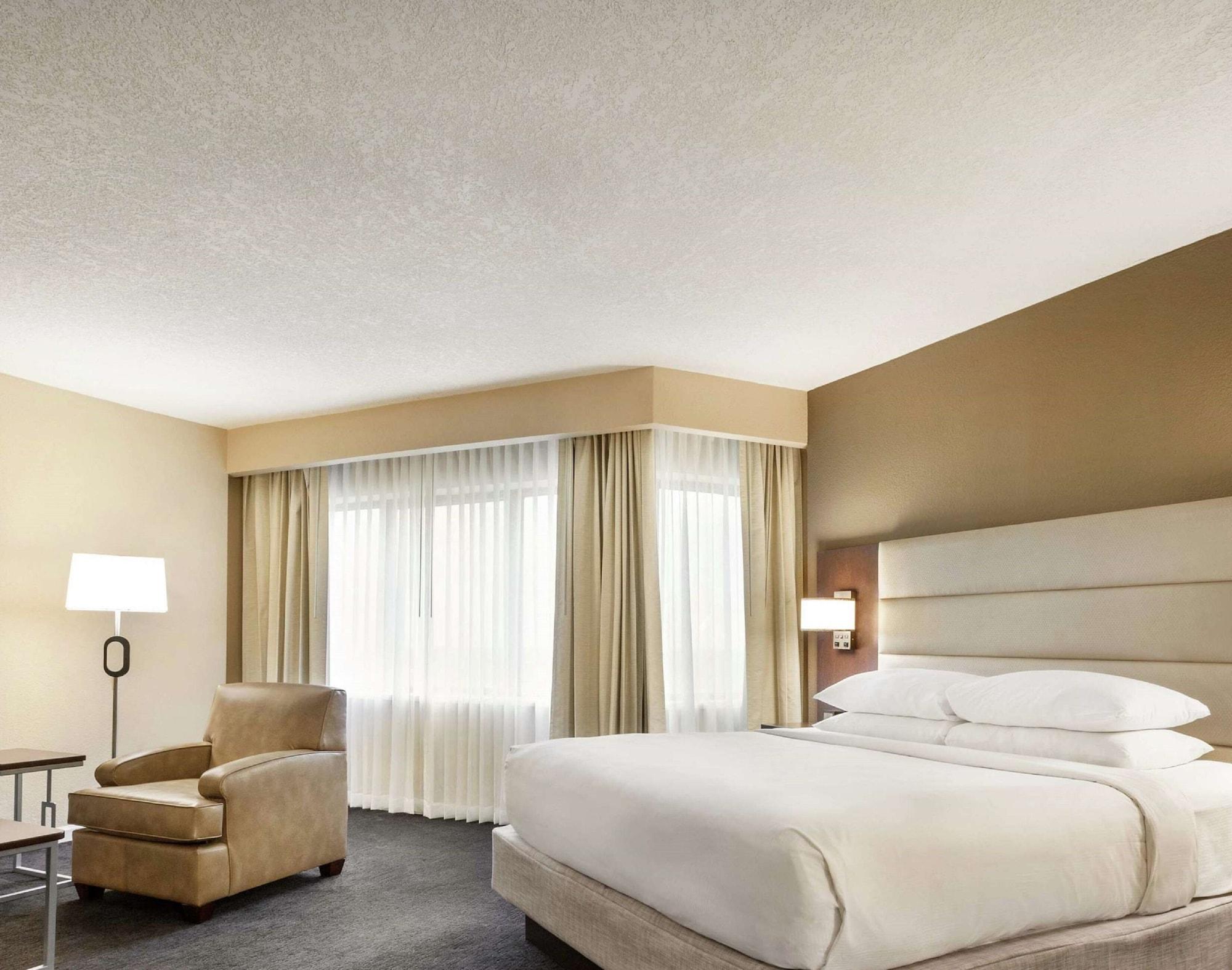 Doubletree By Hilton Orlando Downtown Exterior foto