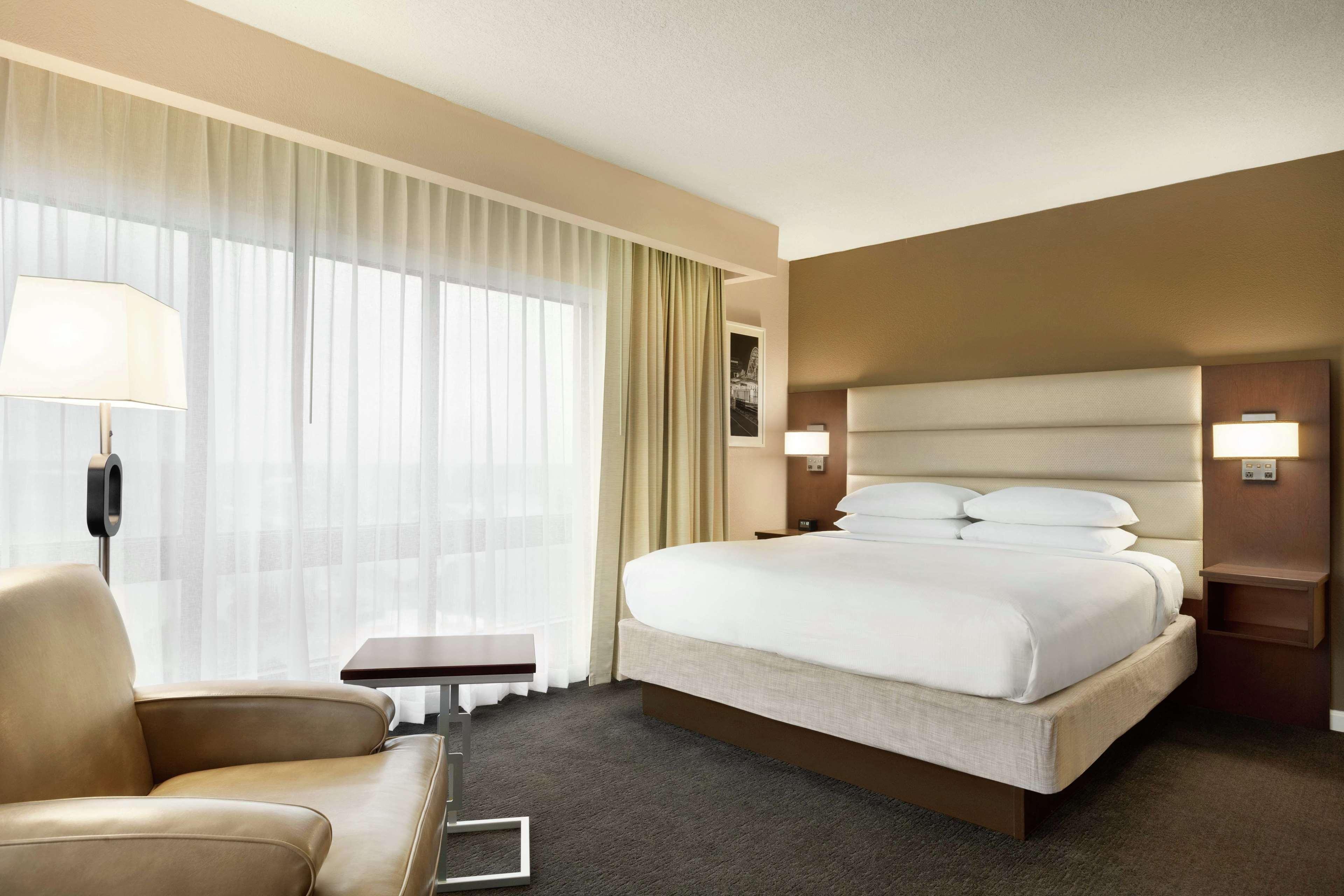 Doubletree By Hilton Orlando Downtown Exterior foto