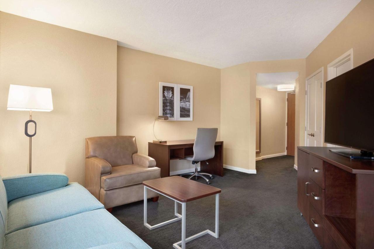 Doubletree By Hilton Orlando Downtown Exterior foto
